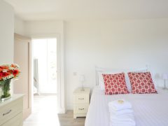 Exclusive holiday houses on the Wild Atlantic Way - bedroom