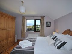 Holiday houses Ireland - Master with ensuite