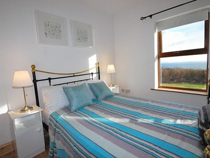 Holiday cottages Ireland - Double bedroom view