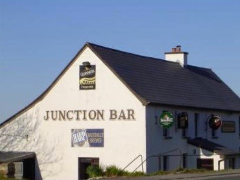 Holiday Homes Ireland - Junction bar exterior