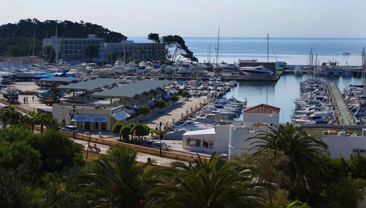 Holiday houses on the French Rivera - Ibiza Harbour