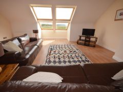 Exclusive holiday cottages Kerry - Upstairs lounge