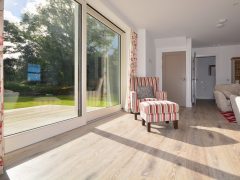 Holiday houses Ireland Living area and open doors
