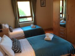 Exclusive holiday houses on the Wild Atlantic Way - Twin bedroom