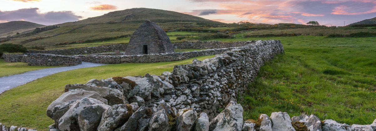 Holiday cottages Dingle - Gallarus Oratory