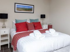Exclusive holiday cottages Kerry - Double bed