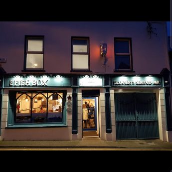 Holiday rentals Dingle - Fishbox exterior