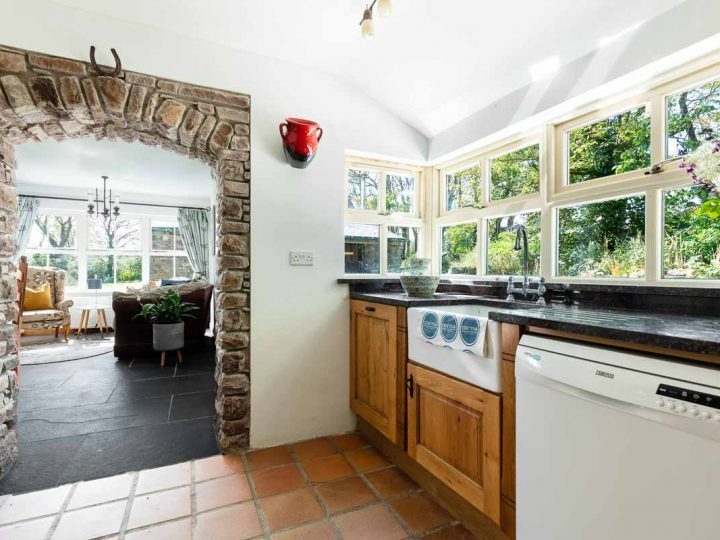 Holiday cottages Dingle - Kitchen