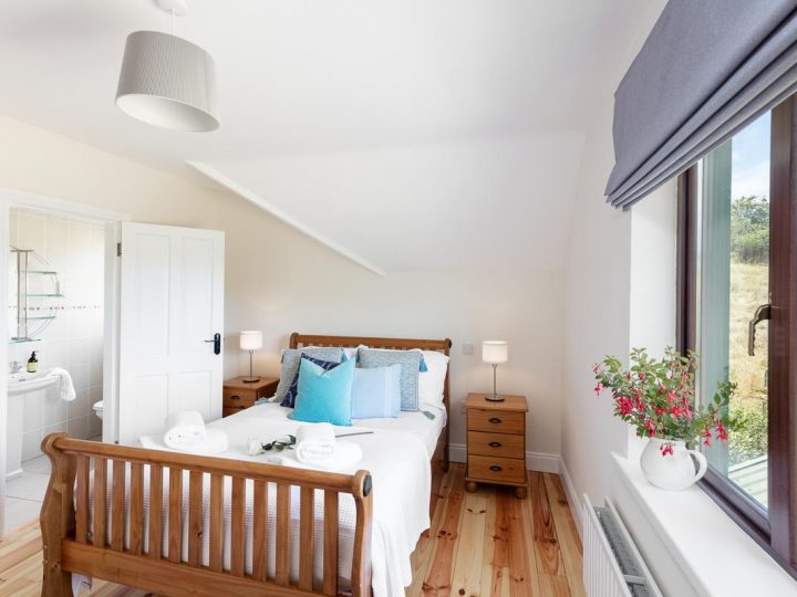 Holiday rentals Ireland - Double bed ensuite