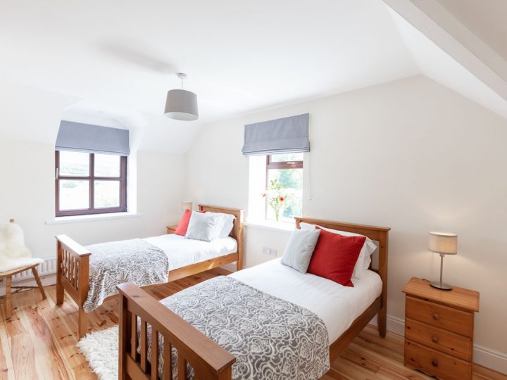 Holiday houses Kerry - Twin bed