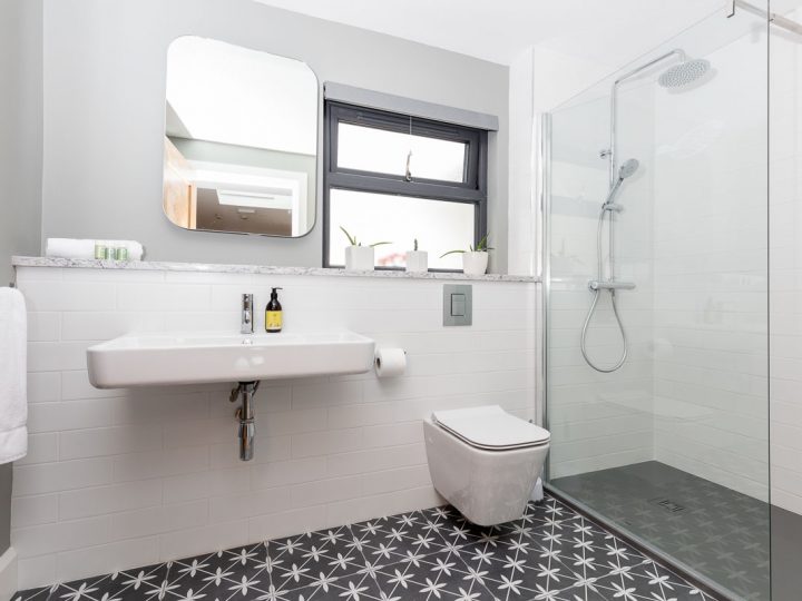 Exclusive holiday houses on the Wild Atlantic Way - Bathroom