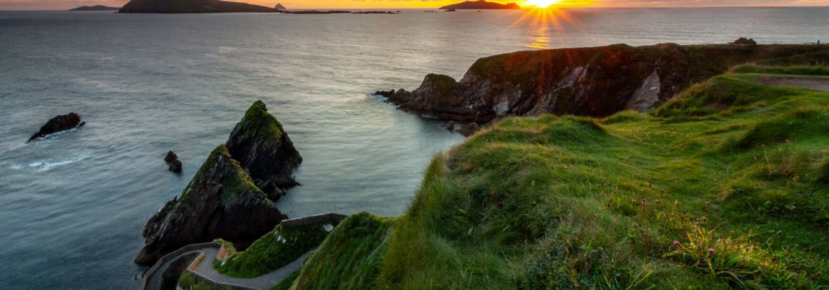 Holiday Homes Wild Atlantic Way - Sunset over Dunquin pier
