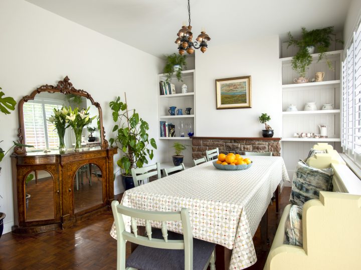 Kirrary townhouse dining area